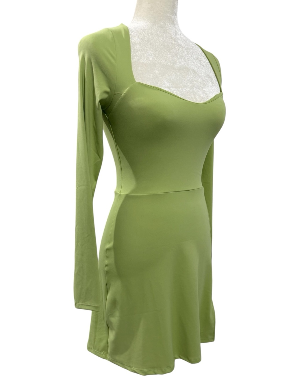 QINSEN NWT Green Dress with Sweetheart Neckline